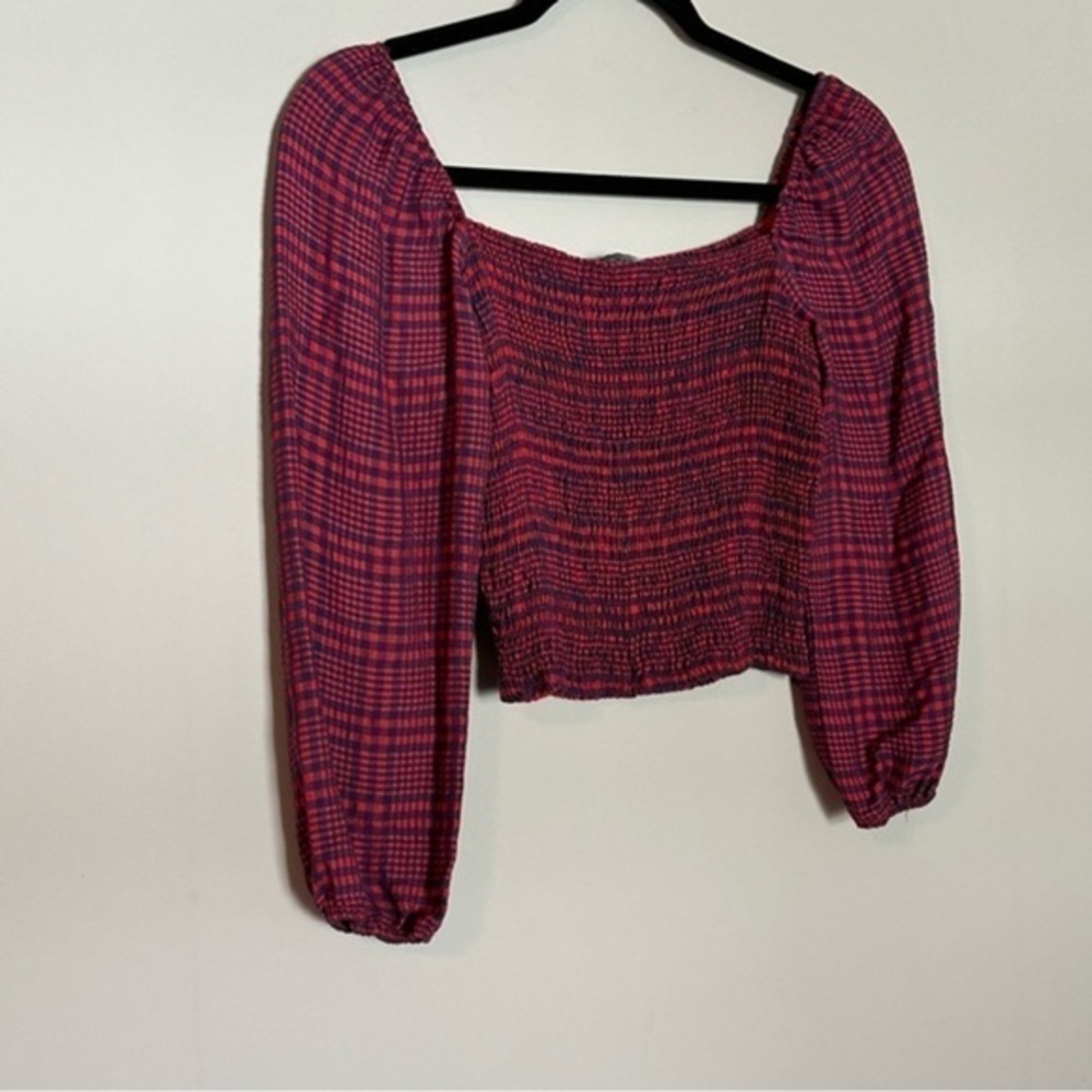 Blue & Red Checkered Long-sleeve Crop Top - Picture 4 of 12